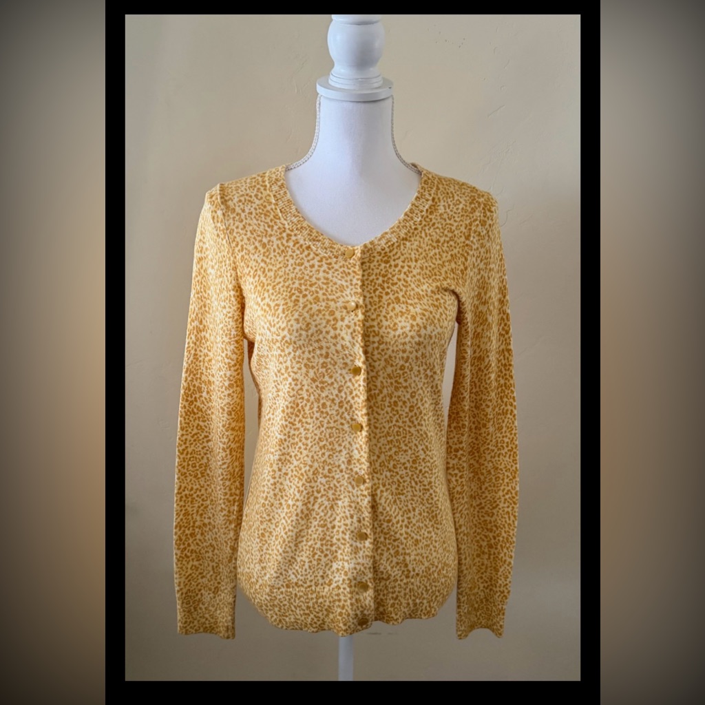 Talbots Animal Print Crew Neck Button Up Cardigan Size S Angora Blend Gold~Brown